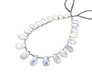Véritable 20 Pièces Pierre de Lune Arc-en-ciel Naturelle à Facettes en Forme de Poire Bleue Flashy pour la Fabrication de Bijoux en Gros - Product Image 1