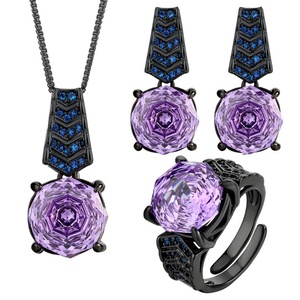 Joyería de Moda Ecológica, Cobre Rodio, Zirconia Violeta de la Más Alta Calidad de 14-12 mm, Juego de Anillo y Pendientes con Colgante Morado - Product Image 1
