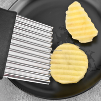 Hete Aanbieding Handmatige Golfpatat Snijder Plastic Handvat Keukenaccessoires voor Golfsnijden RVS Snijder Groentegereedschap