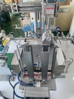 Machine de transfert thermique automatique pour l'impression sur règles, taille-crayons et stylos avec alimentation automatique