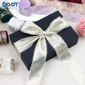 <span class=keywords><strong>Ruban</strong></span> de soie doré brillant avec bords bruts, parfait pour les bouquets de <span class=keywords><strong>mariée</strong></span>, les emballages cadeaux, les décorations de mariage et le bricolage. - Product Image 4