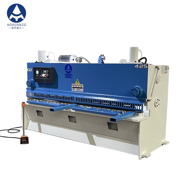 Q11Y/K 4*2500 Hydraulic Guillotine Shearing Machine ESTUN E21S Controller Pump Gear Fully Automatic High Productivity CE