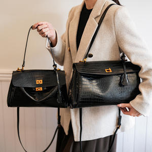 Bolso de Mano de Cuero PU con Logotipo Personalizado 2025, Bolso Bandolera de un Solo Hombro para Mujer, Bolso Tote de Gran Capacidad para Damas de Lujo - Product Image 1