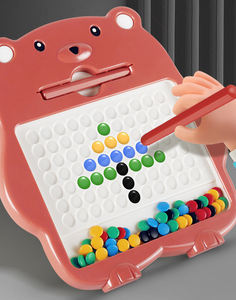 Tableau magnétique en plastique ABS avec stylos - Jouet éducatif DIY pour enfants, idéal pour les voyages, 20,5x20,5cm, pour la peinture artistique - Product Image 4