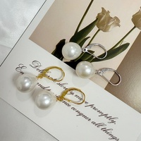 Boucles d'oreilles pendantes élégantes de style français avec perles baroques Edison de 11-12 mm, fermoir à levier, idéales pour mariage, fête ou cadeau