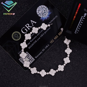 กำไลข้อมือลดราคา ดีไซน์ใหม่ กำไลโคลเวอร์ เพชรโมอิสซาไนต์ VVS ชุบทอง เงินแท้ 925 ผ่านการทดสอบเพชร ใช้ได้ทั้งชายและหญิง - Product Image 3