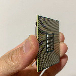 <span class=keywords><strong>Intel</strong></span> <span class=keywords><strong>Xeon</strong></span> E5-2699V4 sr2js 22 lõi 44 chủ đề 2.2GHz LGA 2011 Bộ vi xử lý - Product Image 4