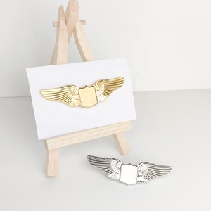 Spilla da bavero con distintivo a doppia ala con logo personalizzato - Product Image 6