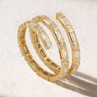 Bague Gemnel Sydney Evan Wrap avec saphirs roses et diamants CZ alternés pour un éclat de couleur ludique sur le doigt