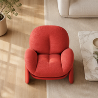 Fauteuil de détente moderne et écologique en tissu rouge avec coussin arrondi et cadre latéral incurvé