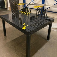 Table de soudage 2D/3D, D16/D28, Acier Q355/Fer foncé, Machine à souder, Standard/Personnalisé, Surface nitridée, Haute dureté