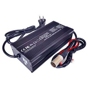 Cargadores de batería de 360W 11S 33V 35,2 V 36V LiFePO4 cargador para exteriores DC 39,6 V/40,15 V 9a IP56 triciclos eléctricos cargadores impermeables - Product Image 1