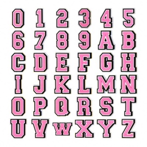 Popular encanto de letra rosa para decoración de zapatos de mujer al por mayor clásico negro blanco número encantos para zuecos accesorios de zapatos - Product Image 1