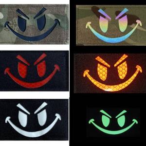 Patchs en tissu brodés réfléchissants et lumineux camouflage, fournitures magiques pour l'extérieur, accessoires de sac, <span class=keywords><strong>brassard</strong></span> - Product Image 2