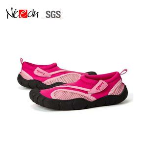 Commercio all'ingrosso <span class=keywords><strong>di</strong></span> Nuoto aqua Scarpe Da Spiaggia <span class=keywords><strong>di</strong></span> <span class=keywords><strong>Acqua</strong></span> <span class=keywords><strong>di</strong></span> Sport della <span class=keywords><strong>donna</strong></span> Diving sandali - Product Image 3