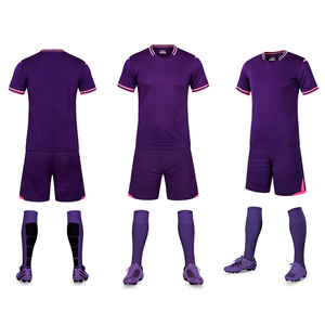 À la mode rétro sport équipe rouge et blanc Football maillot Football Kit uniforme maillot ensemble 100% Polyester de haute qualité pour hommes - Product Image 4