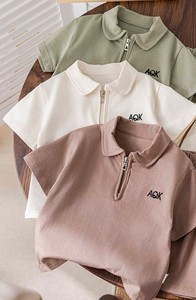 Ensemble deux pièces décontracté pour garçons, polo à manches courtes avec fermeture éclair et short à taille élastique, imprimé lettres vert clair - Product Image 2
