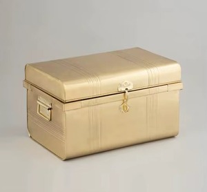 Green Metal <b>Mini</b> Trunk Box Suitable For <b>Desk</b> Storage Keepsakes Sundries And Daily Essentials Storage Box Wholesale From India - Product Image 6