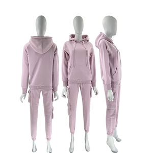 Chándal de terciopelo personalizado de alta calidad, conjunto deportivo de algodón con diseño en relieve, chándal de dos piezas para mujer - Product Image 3