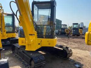 Mini-excavatrice sur chenilles Komatsu PC55 d'occasion, 3 tonnes, avec moteur, engrenages, roulements et chenilles en caoutchouc, modèle 2023, marque japonaise, à vendre - Product Image 2