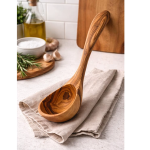 Cuillères en bois sculptées à la main, mini-cuillères de service fantaisie, ustensiles rustiques faits à la main et idée cadeau unique - Product Image 1