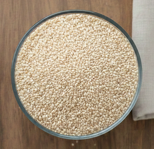 Graines de sésame blanches de qualité A 100% pures, sans additifs, fournisseur en gros, approvisionnement en vrac, prix compétitifs, exportation d'Inde - Product Image 1