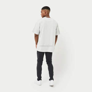 T-shirt classique surdimensionné pour homme en jersey 100% coton, poids moyen, manches courtes, col côtelé, gris chiné - Product Image 4