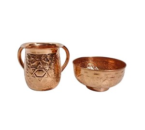 Taza de Lavado de Acero Inoxidable con Asa Esculpida de Alta Calidad, Elegante Recipiente Ritual Decorativo - Product Image 2
