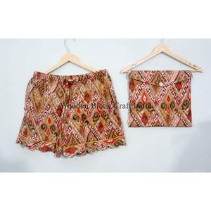 Ensembles de pyjamas courts d'été élégants et confortables pour femmes et adolescentes, en coton respirant, coupe décontractée tendance, designs et logos personnalisables - Product Image 3