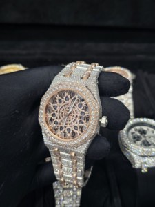 Reloj de Lujo con Incrustaciones de Diamantes, Esfera Dorada Rosa, Estilo Hip Hop, Reloj de Pulsera de Acero Inoxidable para Hombre - Product Image 4