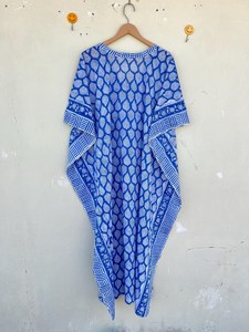 Chemises de nuit d'été pour femmes en coton 100% avec imprimé numérique de dessins animés, style kimono, faites à la main, ODM, col en V, taille élastique, longueur pleine, longueur genou - Product Image 4