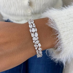 Pulsera Cubana de Lujo con Moissanita, Plata de Ley 925, Joyería con Apariencia de Diamante, Pulsera de Moissanita con Incrustaciones para Mujer - Product Image 4
