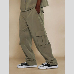 ชุดแจ็คเก็ตกันลมน้ำหนักเบาสำหรับผู้ชาย ODM ผลิตจากไนลอนกันน้ำ พร้อมกางเกงคาร์โก้แบบมีซิป รุ่นพิเศษสำหรับฤดูใบไม้ผลิ ผ้าแคนวาส - Product Image 2