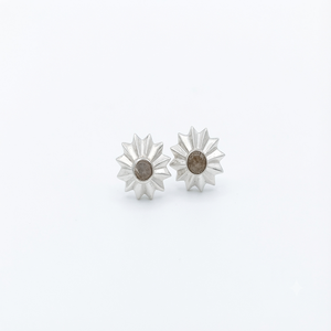 DIVYORO MORNING STAR <b>SILVER</b> <b>STUDS</b> EARRING - Product Image 1
