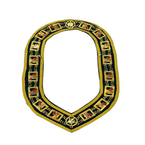 Collier maçonnique élégant avec une chaîne robuste et une finition soignée, idéal pour les tenues de cérémonie et les costumes traditionnels. - Product Image 1