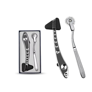 Kit de diagnostic neurologique de qualité chirurgicale en acier inoxydable, comprenant un marteau de réflexe de Taylor ergonomique de qualité supérieure et un rouelette de Wartenberg - Product Image 3