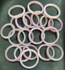 Anillo Brazalete de Ágata Multicolor – Pulsera de Piedras Preciosas Naturales |   Joyería de Cristal Pulido para Mujeres y Hombres |   Elegante y Hecho a Mano - Product Image 3