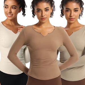 Camiseta de yoga de manga larga para mujer, transpirable, elástica, para gimnasio, que absorbe la humedad, ropa deportiva. - Product Image 3
