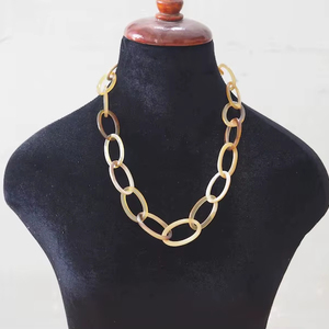 Collar de Boda de Cuerno de Búfalo Hecho a Mano, Ecológico, Moderno y Personalizado, Artesanía Natural de Alta Calidad, Perfect Enterprises - Product Image 1