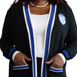 Cardigan long noir Zeta Phi Beta pour femme, broderie lettres grecques, ouvert sur le devant, en maille, décontracté, élégant, coupe premium - Product Image 3