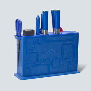 Juego de cuchillos JAYA MATA de 9 piezas con hojas de acero inoxidable, mangos rojos, tablas de cortar y afilador. - Product Image 4