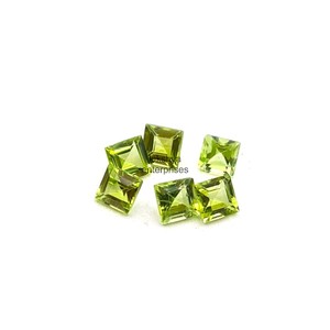 Peridoto natural de corte cuadrado, piedras preciosas sueltas de 7 mm, peridoto verde facetado para la fabricación de joyas, piedra de peridoto genuina calibrada - Product Image 1
