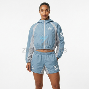 Conjunto Deportivo con Capucha para Mujer, Estilo Activo, Shorts Cortos Premium para Gimnasio, Ropa Deportiva Urbana - Product Image 5