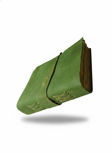 Diario de Cuero Verde AAN Overseas Ventures, Cuaderno de Recuerdos Hecho a Mano, Estilo Rústico, con Correa y Cierre, para Viajes, Escritura y Memoria - Product Image 3