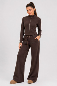 Custom Wholesale Design <b>Women</b> <b>Velvet</b> Zip up Cropped Hoodie Sweatpants Velour Tracksuit Activewear Two Pieces Set - Product Image 6