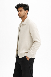 Veste décontractée zippée pour homme en tissu polaire de coton de qualité supérieure, au design minimaliste et contemporain, conçue pour un confort raffiné - Product Image 2