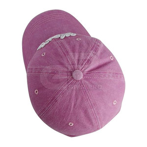 Sombrero para el Día de la Madre con Diseño Minimalista, Ajuste Cómodo y Acabado de Calidad Duradera en Venta - Product Image 4