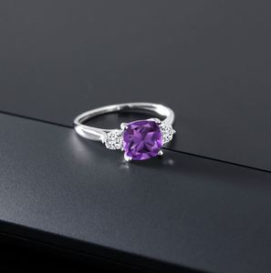 Anillo de Compromiso, Boda o Aniversario de Lujo, Chapado en Oro Blanco de 14K con Amatista, para Mujer, Plata de Ley con Piedra Preciosa - Product Image 1