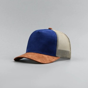 หมวกเบสบอลหนังกลับห้าชิ้นส่วนปักโลโก้ตามสั่ง สำหรับผู้ชายและผู้หญิง รุ่นสปริงและซัมเมอร์ หมวกตาข่ายสไตล์คนขับรถบรรทุก สีสันเข้ากัน - Product Image 4