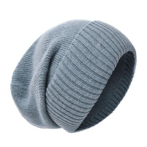 Gorro de Invierno Unisex de Acrílico Suave, Gorro de Punto Acanalado de Alta Calidad con Diseño de Arte Urbano, Gorro Cálido para Viajes de Negocios - Product Image 5